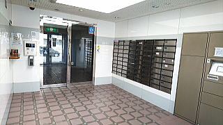 �Z���`�����[�n�C�����h�G���g�����X��